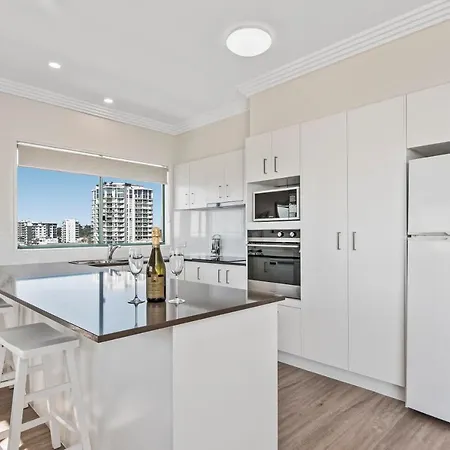 Sunshine Towers Boutique Apartments Maroochydore Exterior photo