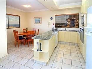 Sunshine Towers Boutique 3* Maroochydore